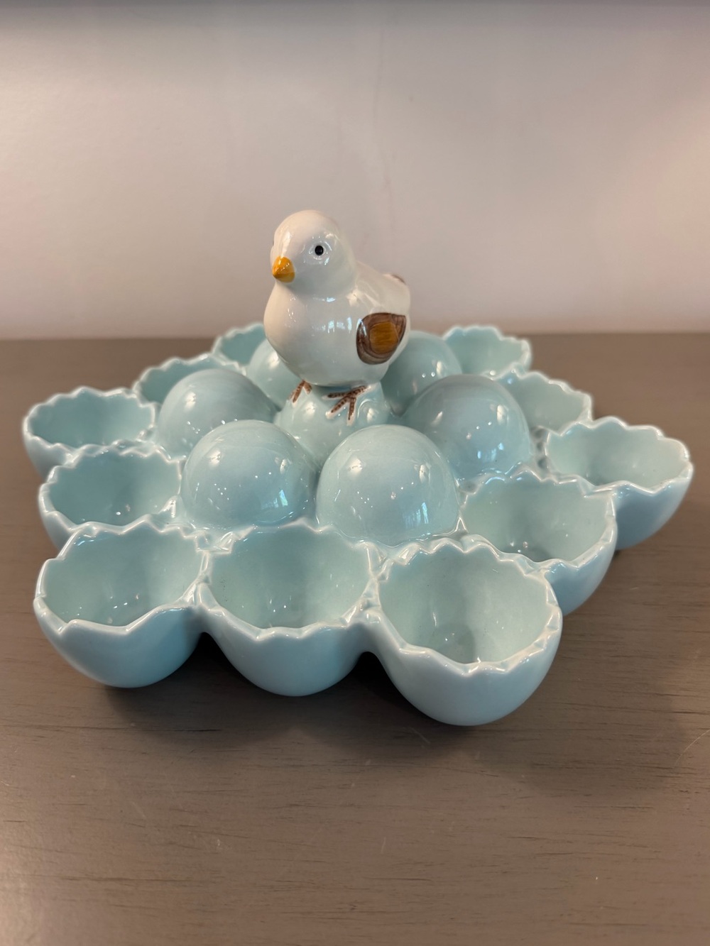 Vintage Harry & David Easter Deviled  Dyed Egg Holder Chick 12 Eggs Light Blue